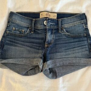 Hollister midi short - never worn but washed and line dry